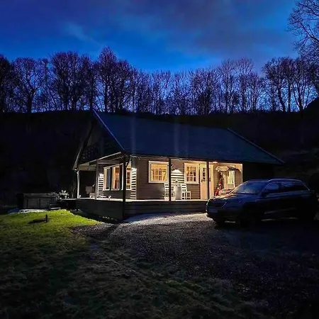 Holiday home Nydelig Sted Med Koselig Hytte Med Jacuzzi