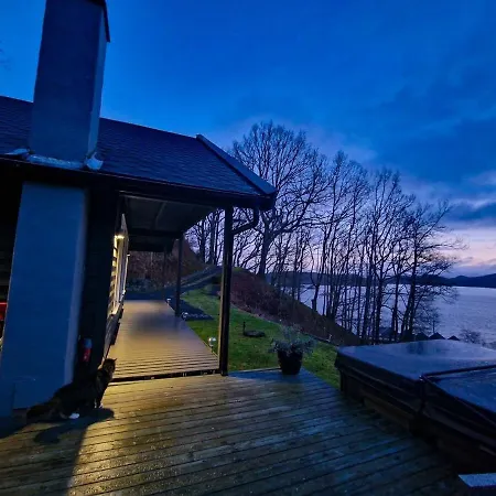 Nydelig Sted Med Koselig Hytte Med Jacuzzi
