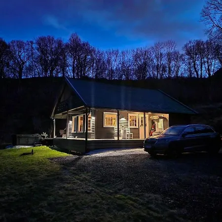 Holiday home Nydelig Sted Med Koselig Hytte Med Jacuzzi